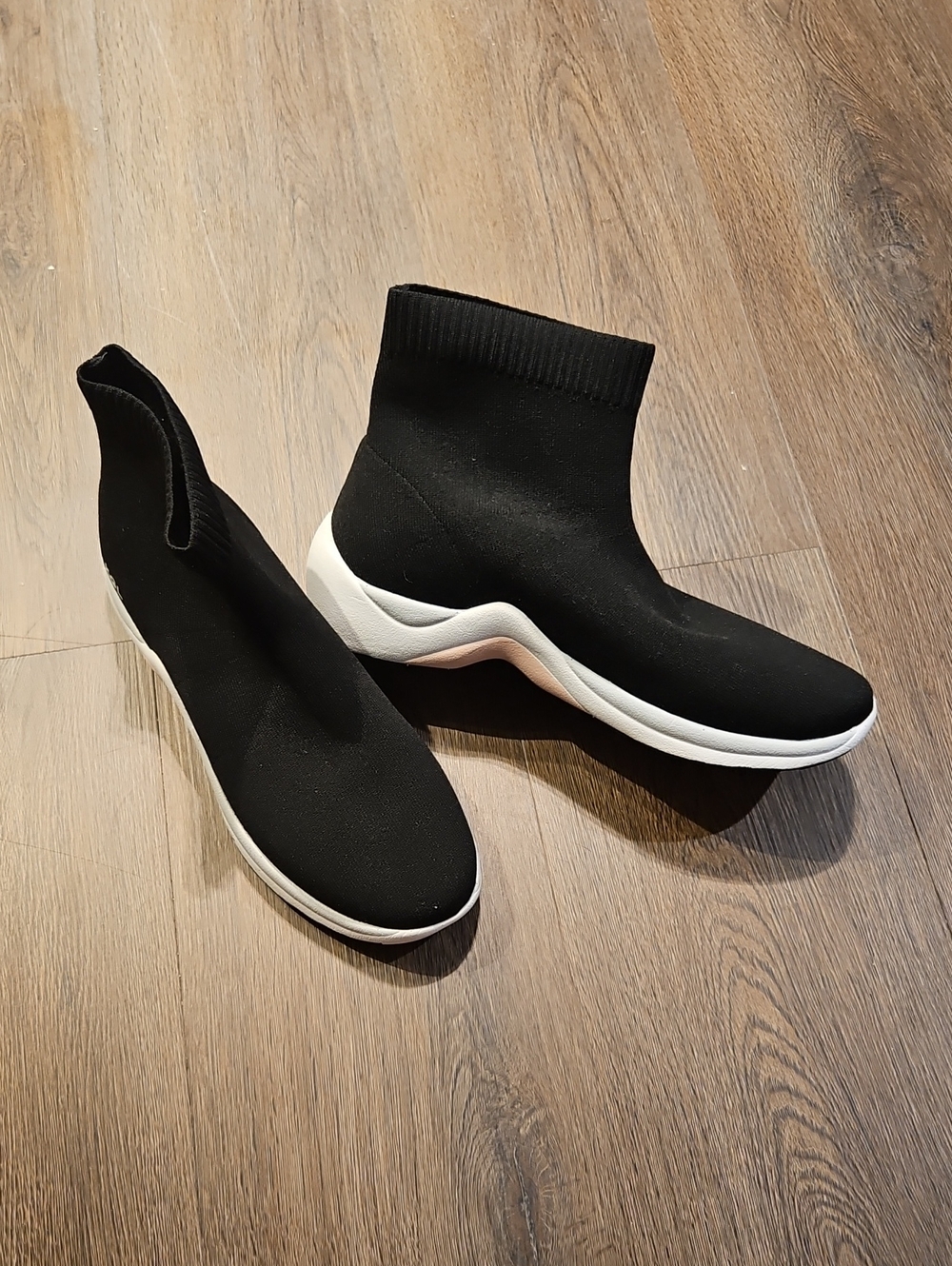 Kurt Geiger Sock Sneakers, New, Sz 40 ( 9.5) US